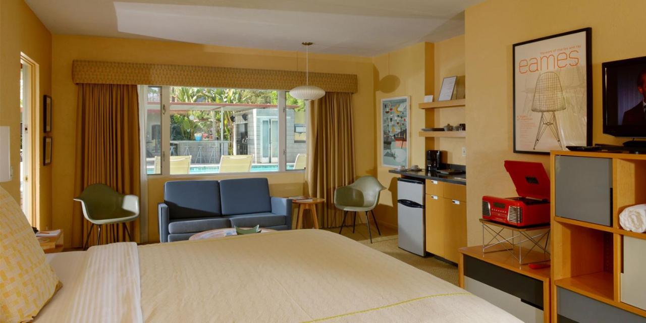King Room Pool View,1328017643:JPEG