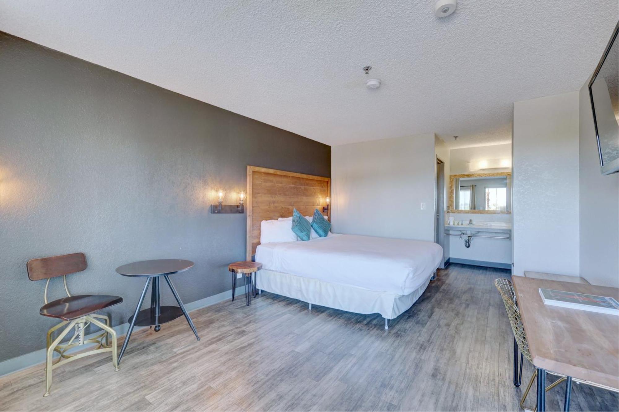 King Room