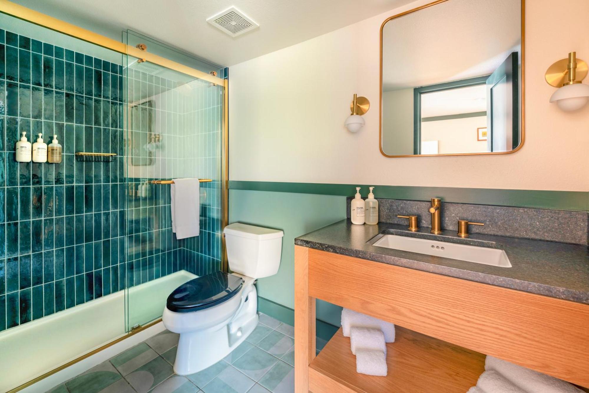 Queen Room with Two Queen Beds - Disability Access