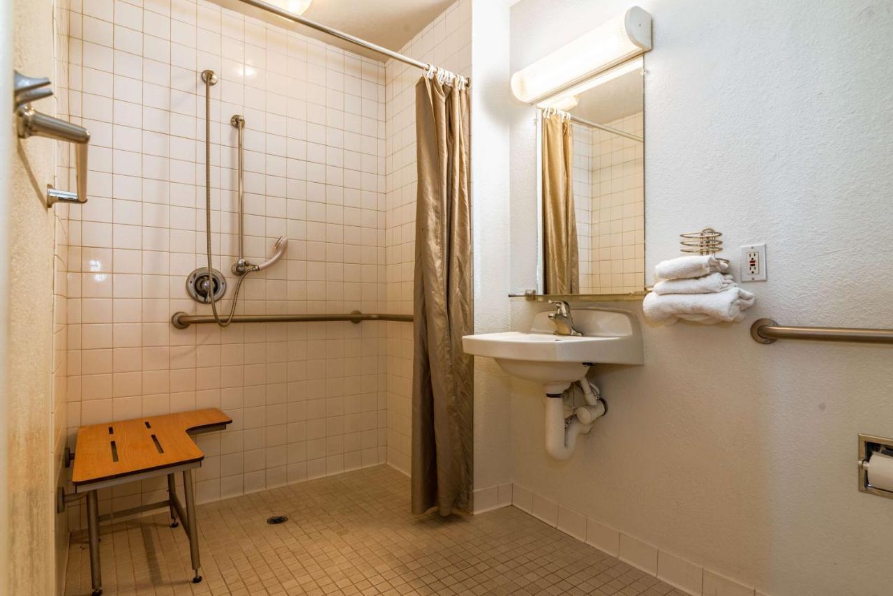 Double Room Disability Access Roll Shower