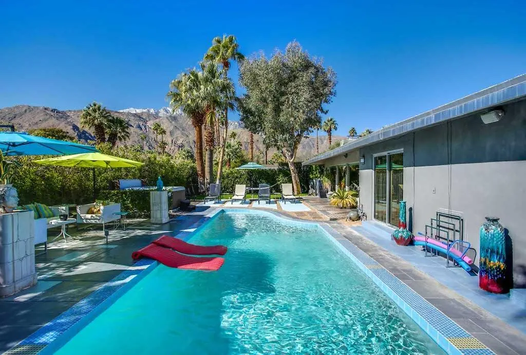 Meet Me In Palm Springs! Permit# 4146-1