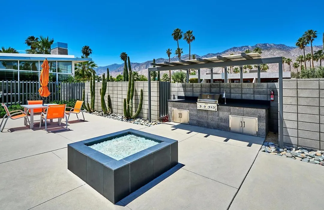 Sophia Oasis Luxe 2Br Condo With Mountain Views-1