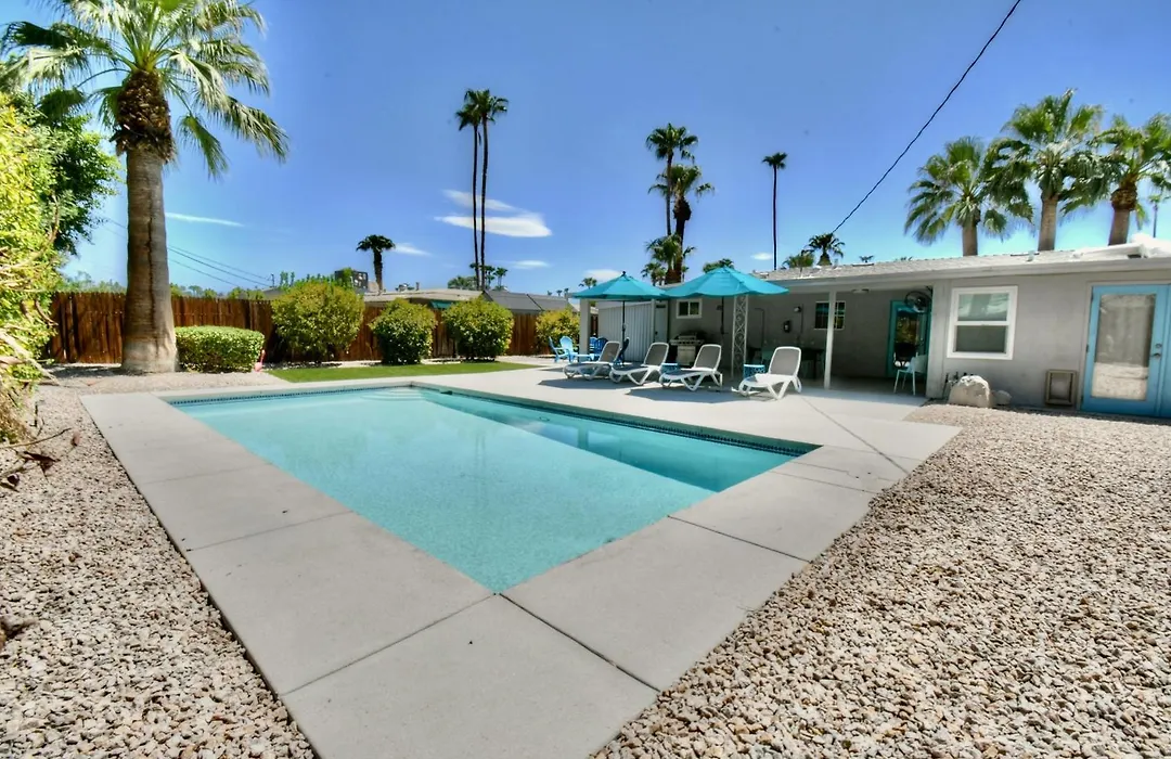 Three Palms-1