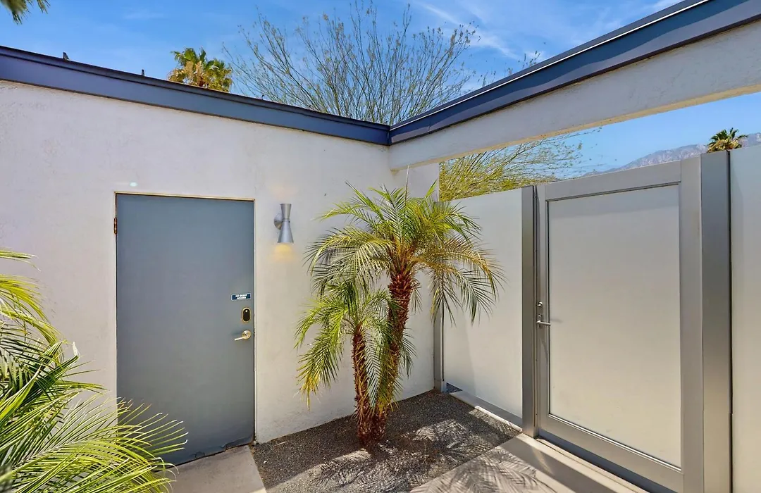 Riviera Palm Springs Permit# 2044-1