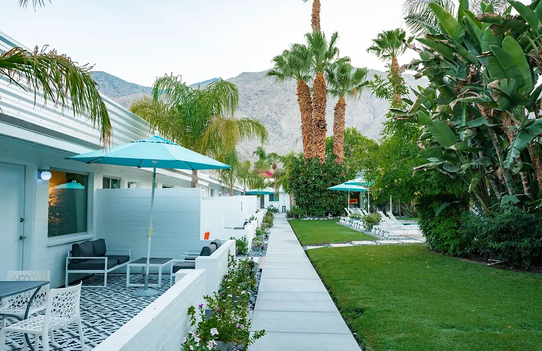 Bellevue Oasis - Adults Only-1