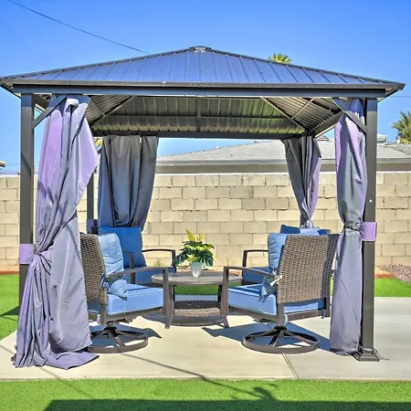 Contemporary Private Oasis In Palm Springs!-2
