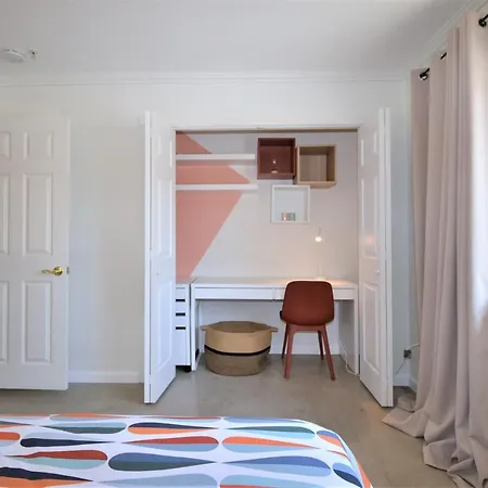 Del Lago Mid - Century Retreat-3