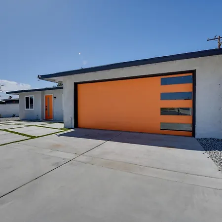 Palm Springs Home With Pool And Mountain Views!-2