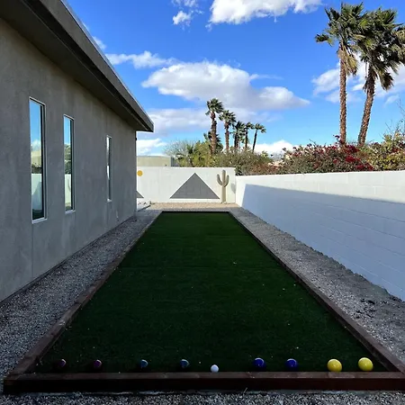 **Fabulous New Luxe Home Pool-Spa-Views!!!**-3